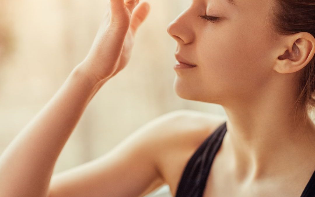 COMO AFECTAN LOS CHAKRAS A NUESTRA SALUD Y FELICIDAD